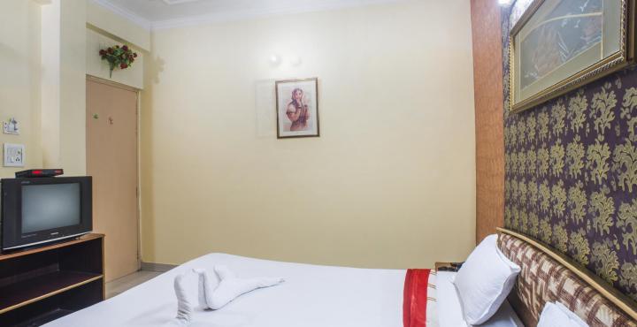 Oyo 12221 Hotel M House Агра Екстер'єр фото