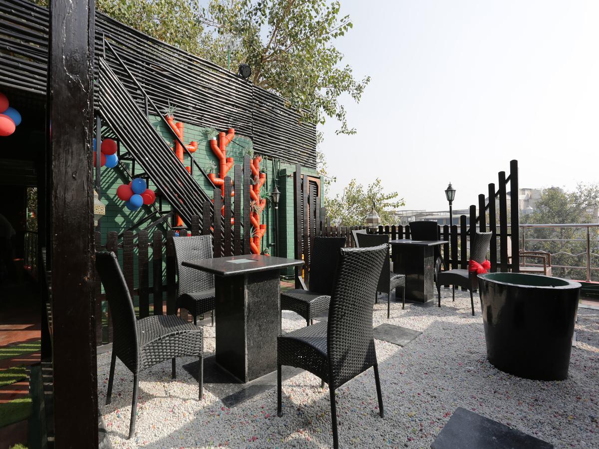 Oyo 12221 Hotel M House Агра Екстер'єр фото