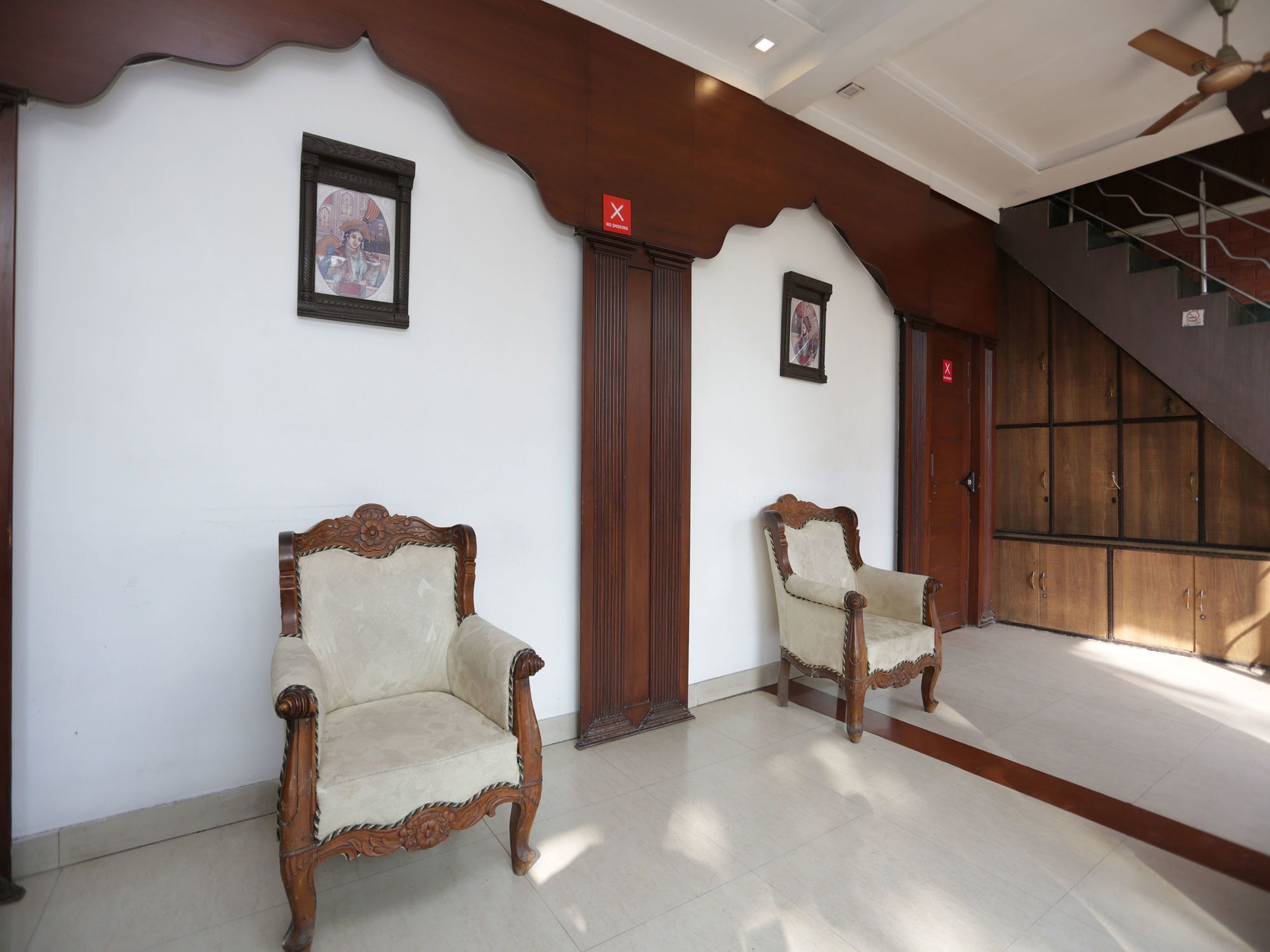 Oyo 12221 Hotel M House Агра Екстер'єр фото